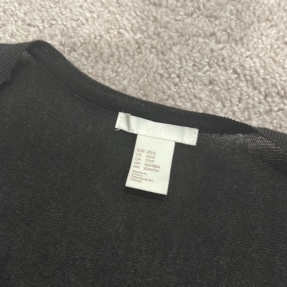 H&M Thin Stripped Poncho/Vest - Picture 3 of 4